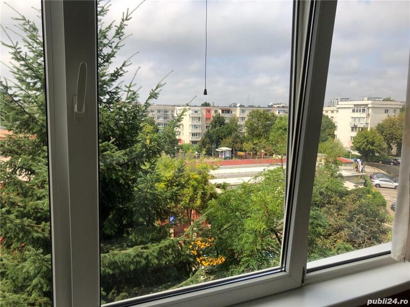 Aviatiei, metrou Aurel Vlaicu, centrala proprie